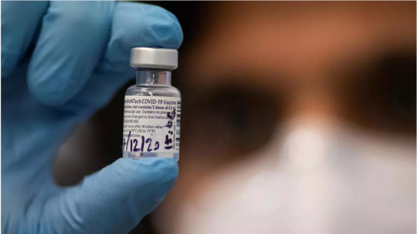 消息：首批BioNTech疫苗最快於周六早上抵港