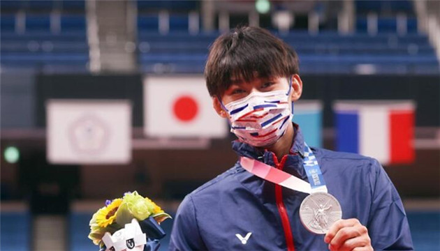 台中市加碼奧運獎金 楊勇緯摘銀2.5萬變55萬