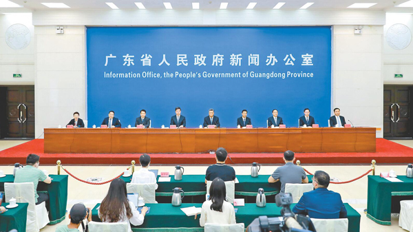 廣東正在編製雙區總體發展規劃 攜港澳高水平建設橫琴前海