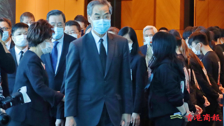 圖集 | 前立法會議員黃宜弘追思會舉行 梁振英等政商界人士出席