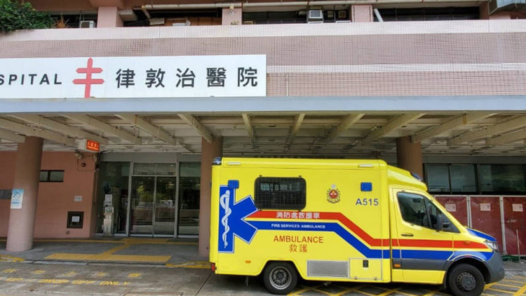 北角男工人遭石屎擊中 昏迷送院