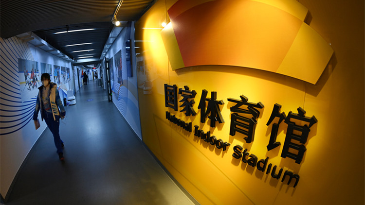 迎冬殘奧會 國家體育館冰面換標識