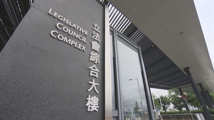 立法會一日內6人染疫 包括郭玲麗陸頌雄議辦職員