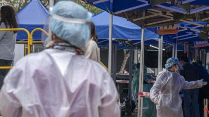 元朗天恒邨恒翠樓和恒俊樓圍封強檢 目標明日1時完成