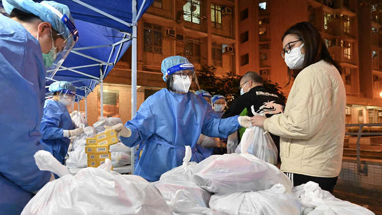 政府統計處動員190人參與觀塘秀賢樓圍封強檢行動