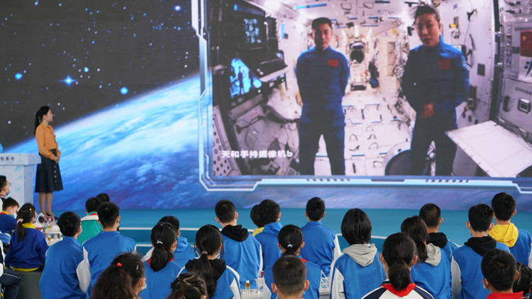 神十三航天員下周進入返回準備階段