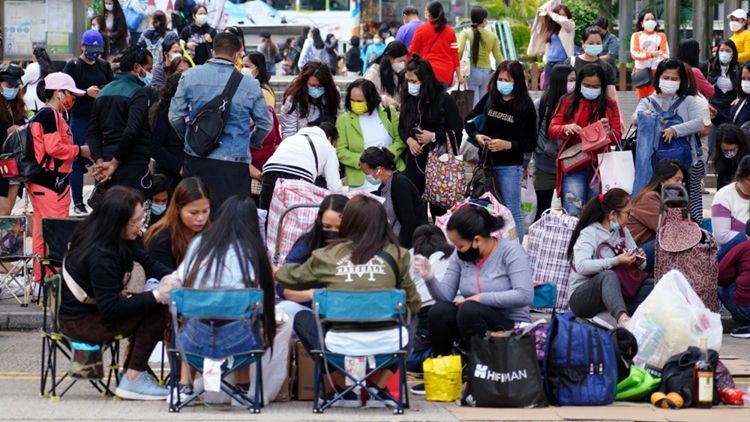 港府允許僱主延長於6月30日或之前屆滿外傭合約半年