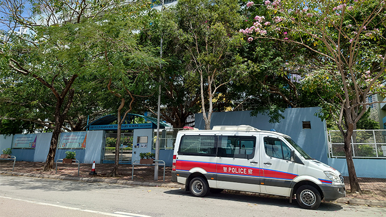 大角咀一中學遭爆竊 暫未有人被捕