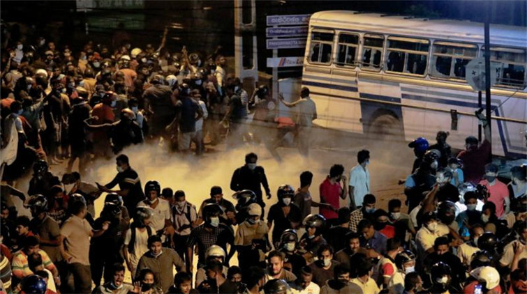 斯里蘭卡宣布進入緊急狀態 實施延長宵禁至本月4日