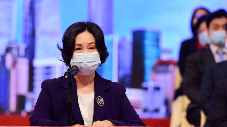 何超瓊：李家超是下一任行政長官合適的人選