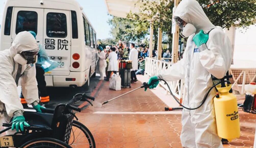 新北一男子確診後還購物打球 遭重罰150萬新台幣