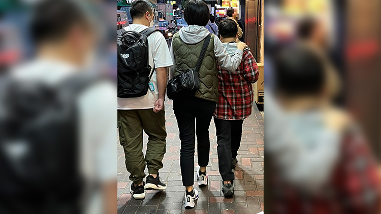 警觀塘搗破一間無牌按摩院 46歲女子被捕