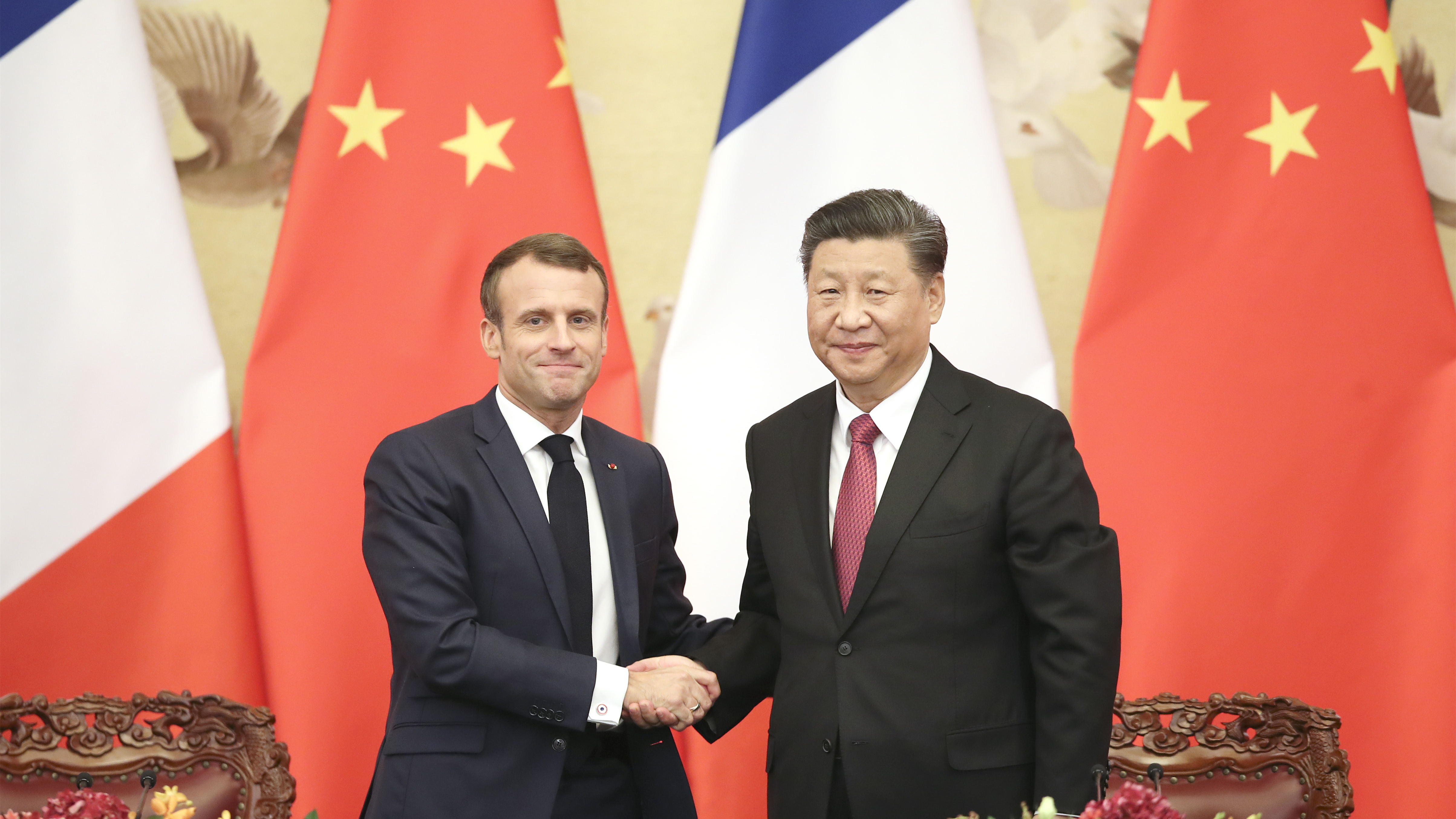 習近平致電祝賀馬克龍當選連任法國總統