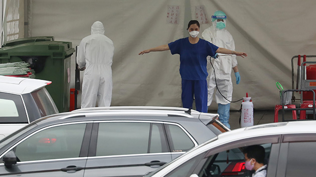 台民調對疫情指揮中心評價首度「不及格」