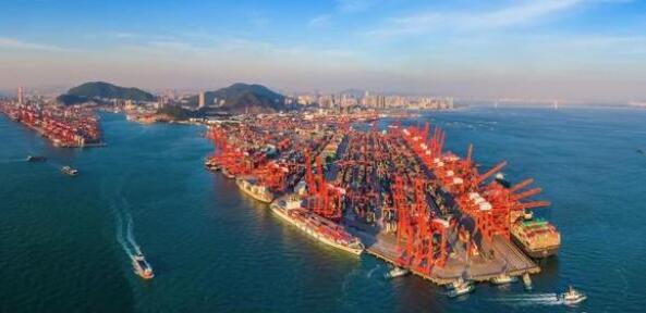 深圳21日運送跨境物資約2.7萬噸 15名跨境司機染疫