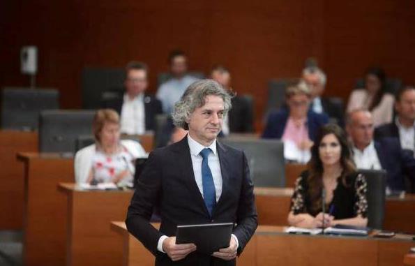 斯洛文尼亞議會確認戈洛布為新一任總理