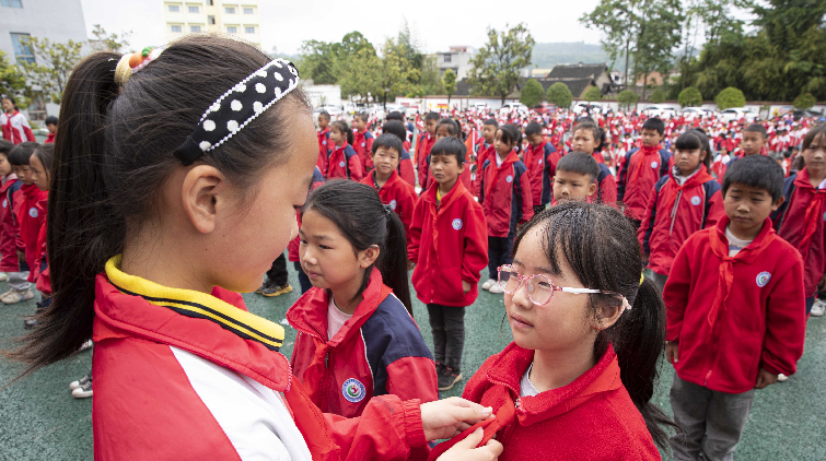 新版《紅領巾》國家標準發布 將於11月1日正式實施