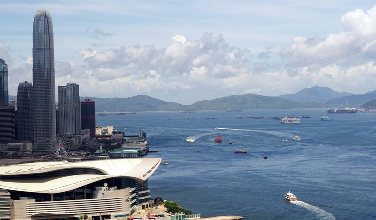 黃偉綸：開放式管理海濱項目