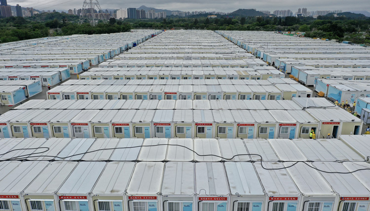 參建方艙港青：工地每天變樣感覺震撼