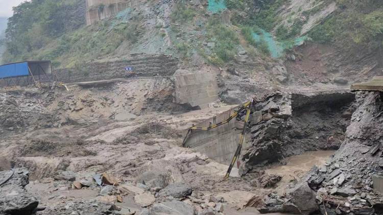 四川平武遭遇暴雨突襲 造成2人死亡4人失聯