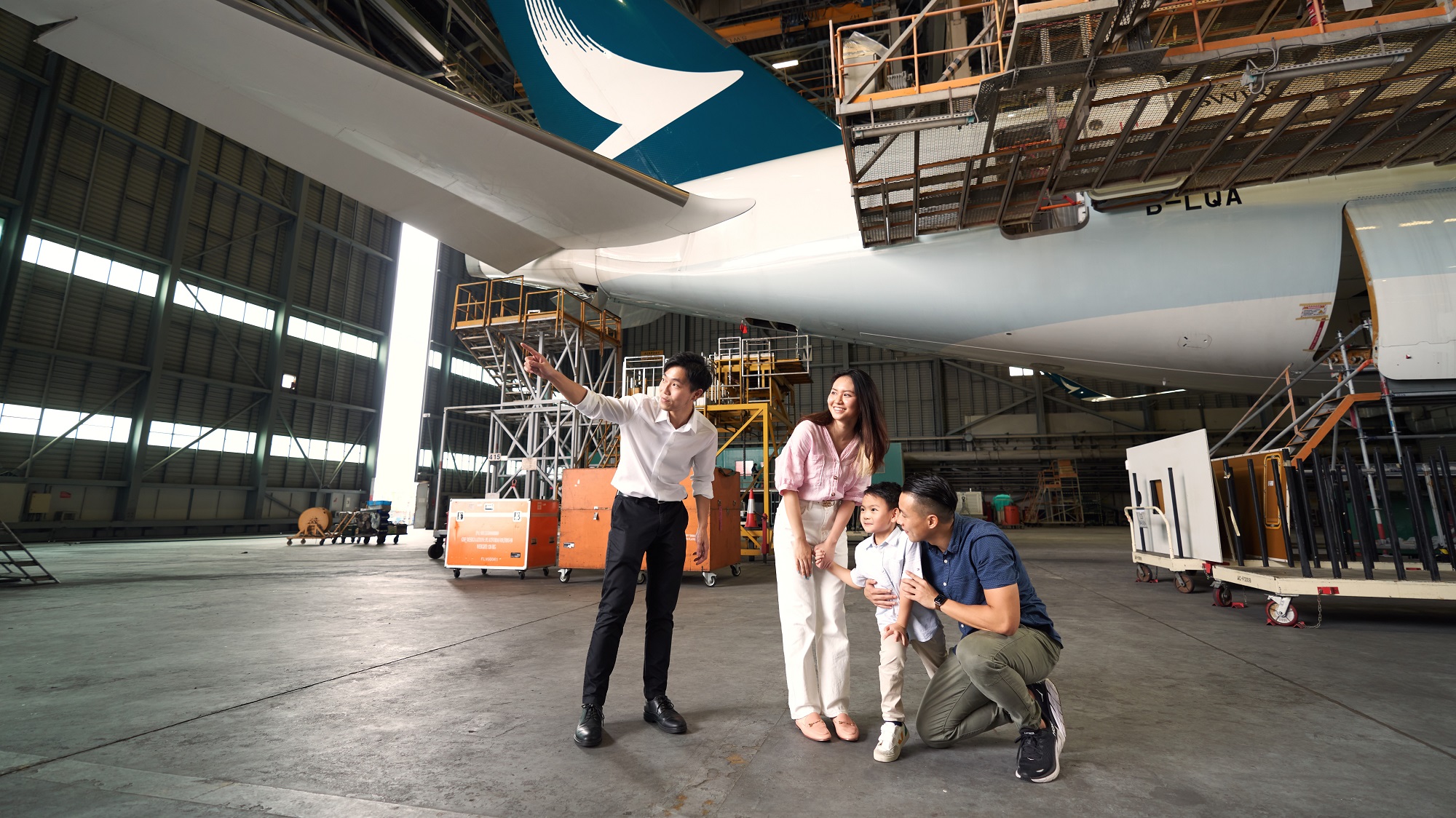 【旅遊】國泰與港機合辦Staycation 探索飛機的神秘地帶