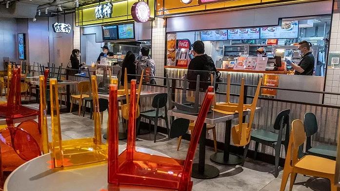 餐飲業促政府放寬社交距離措施 再推保就業計劃