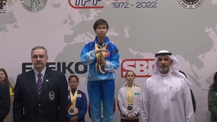 又播錯國歌香港運動員T字手勢叫停 港協暨奧委會：運動員領隊回應恰當