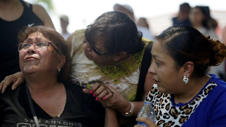 美國羅布小學槍擊受害者索賠270億美元