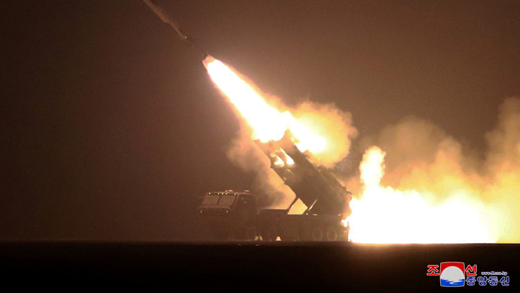 朝媒：朝軍23日向東海發射四枚戰略巡航導彈