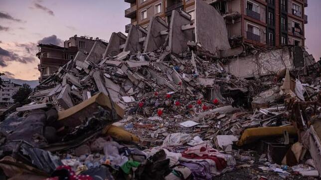 土耳其強震已造成該國44218人遇難 餘震超9000次