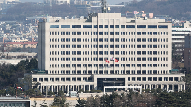 法師介入總統官邸遷址？韓警方突襲國防部