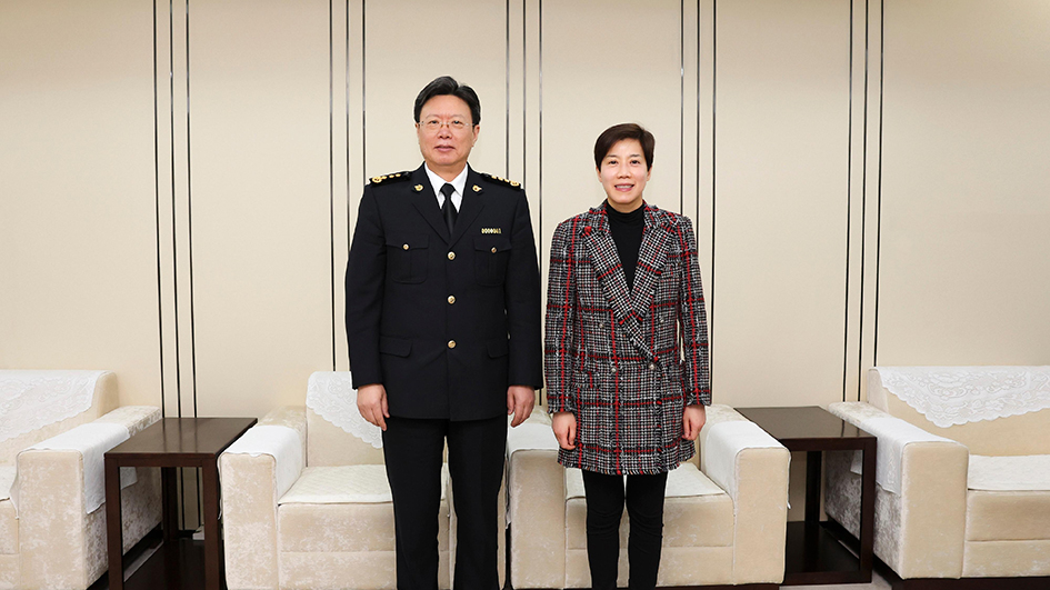 何珮珊拜訪國家海關總署 就深化兩地業務合作等交換意見