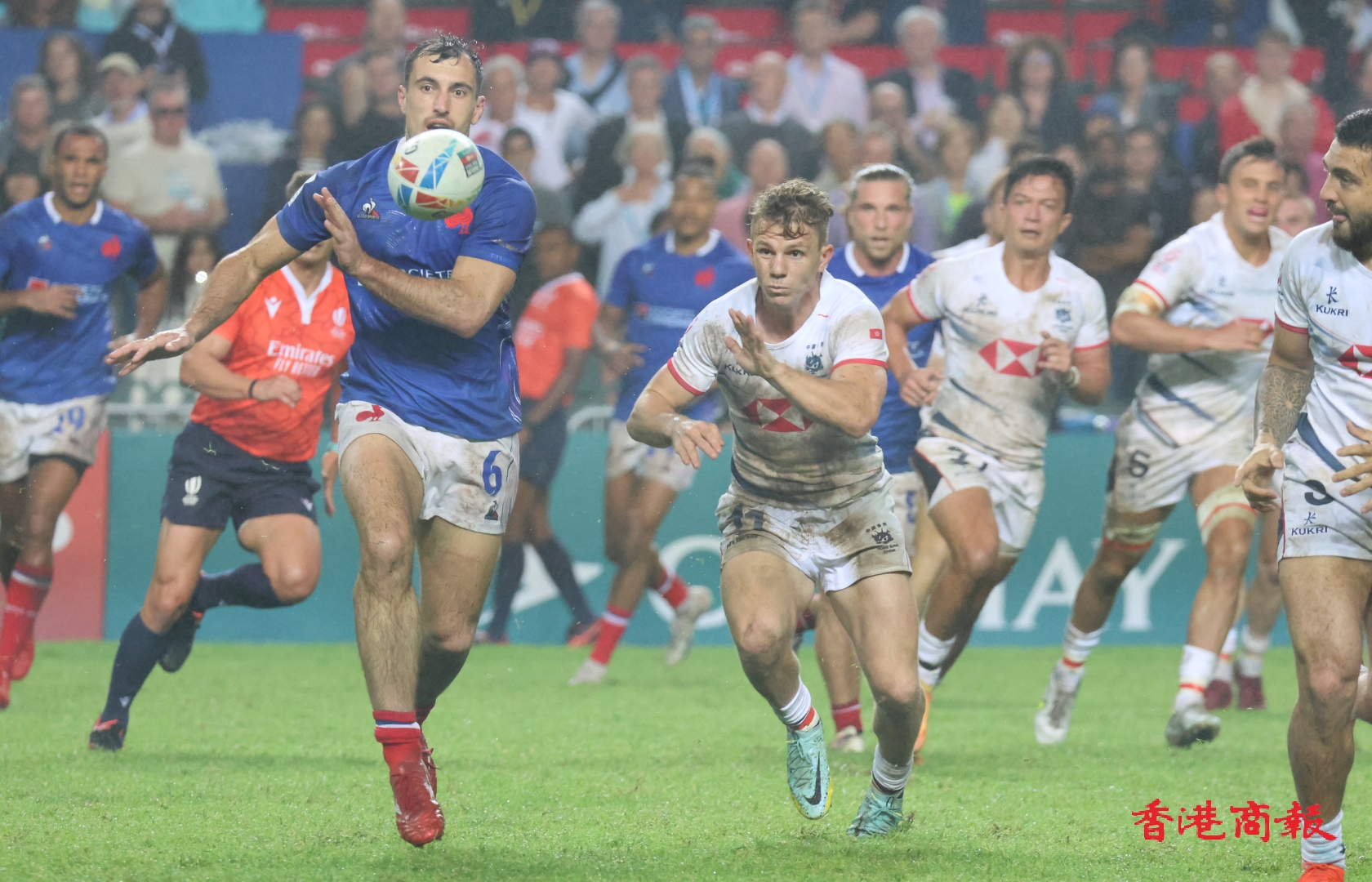 只要氣氛好 下點雨又如何?——香港「七欖」側記