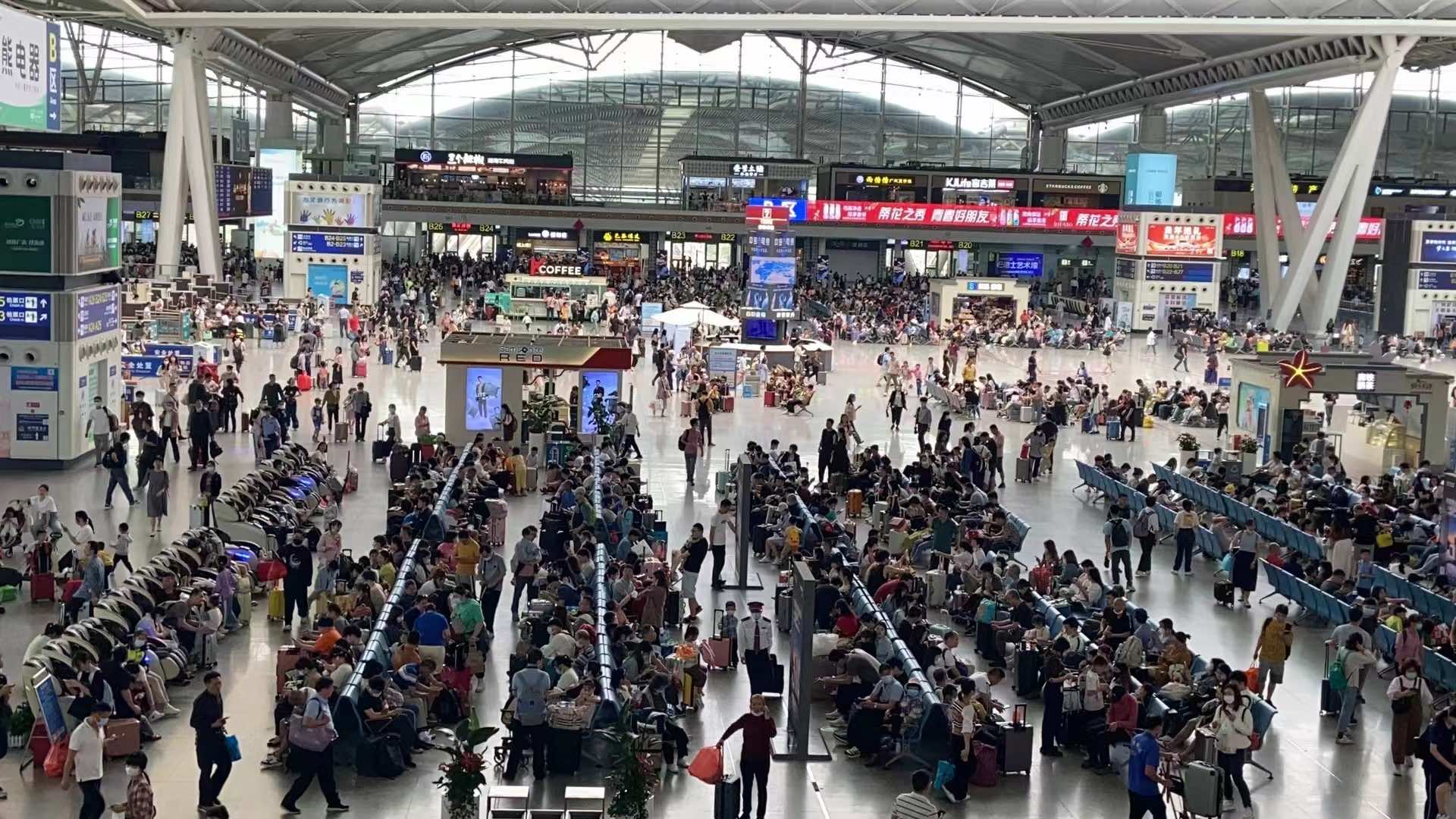 五一假期廣鐵日均加開列車近3000趟 預計將發送旅客1600萬人次