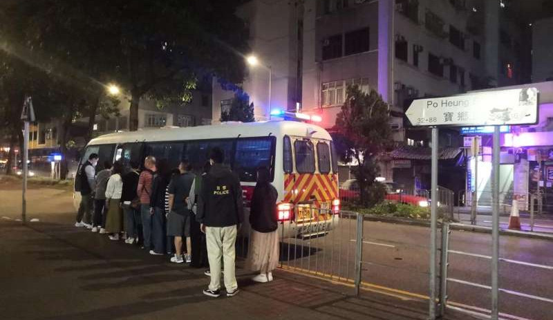 警破大埔百家樂賭檔 拘捕主持賭客40人