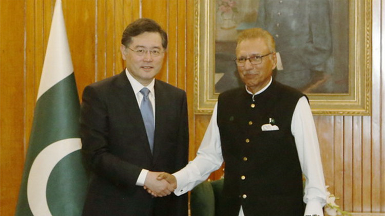 巴基斯坦總統阿爾維會見秦剛