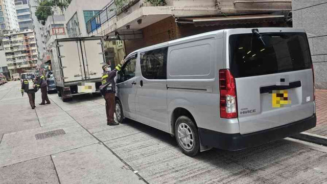 東九交通黑點打擊違例泊車 發1602張告票 拖兩車