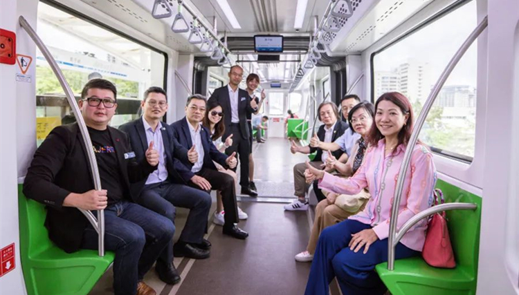 香港觀塘工商業聯合會到訪坪山 增進坪港合作交流