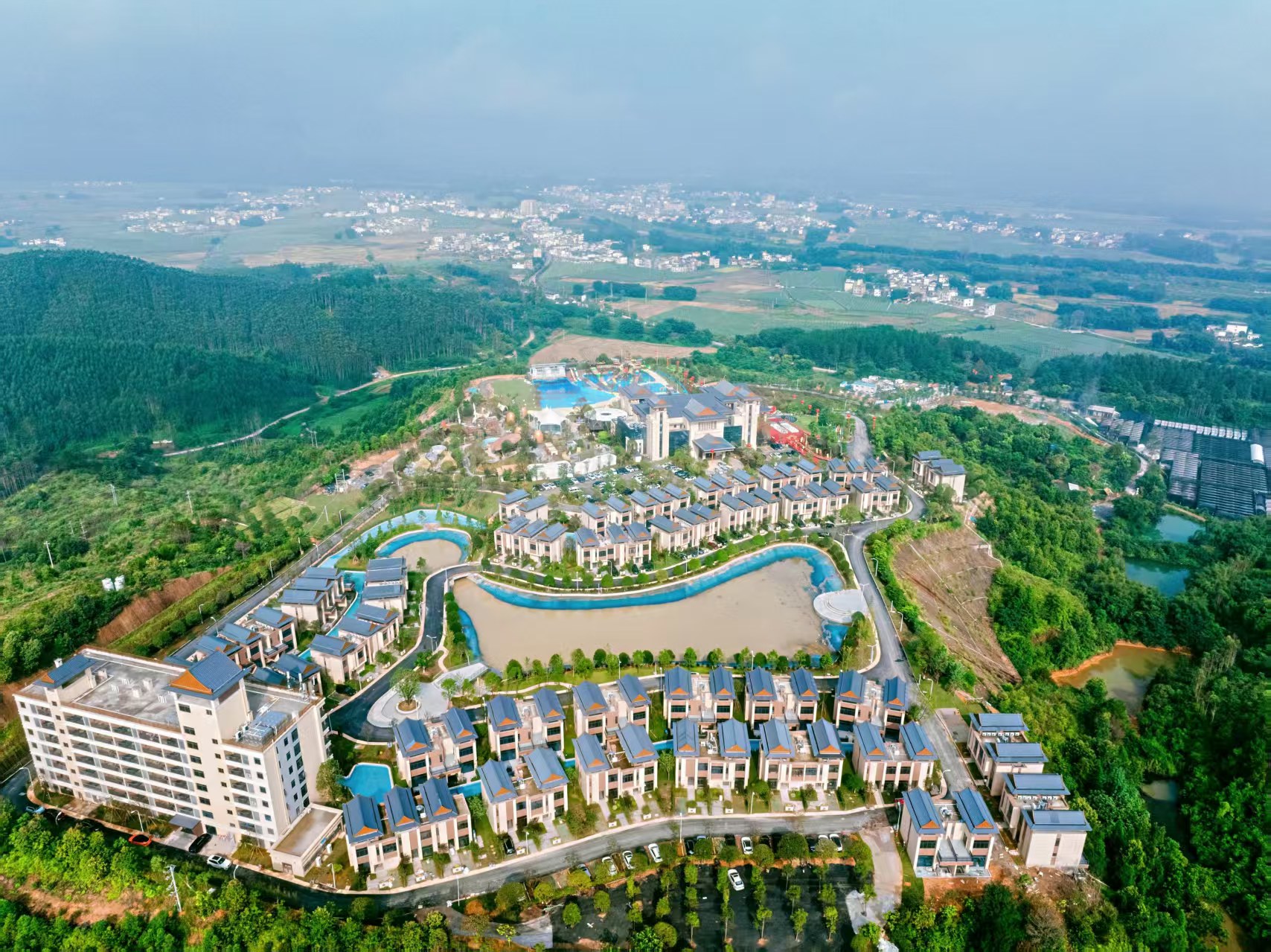 廣東翁源龍泰翁山源溫泉城正式試業 ——農文旅深度融合助力「百千萬工程」縱深推進