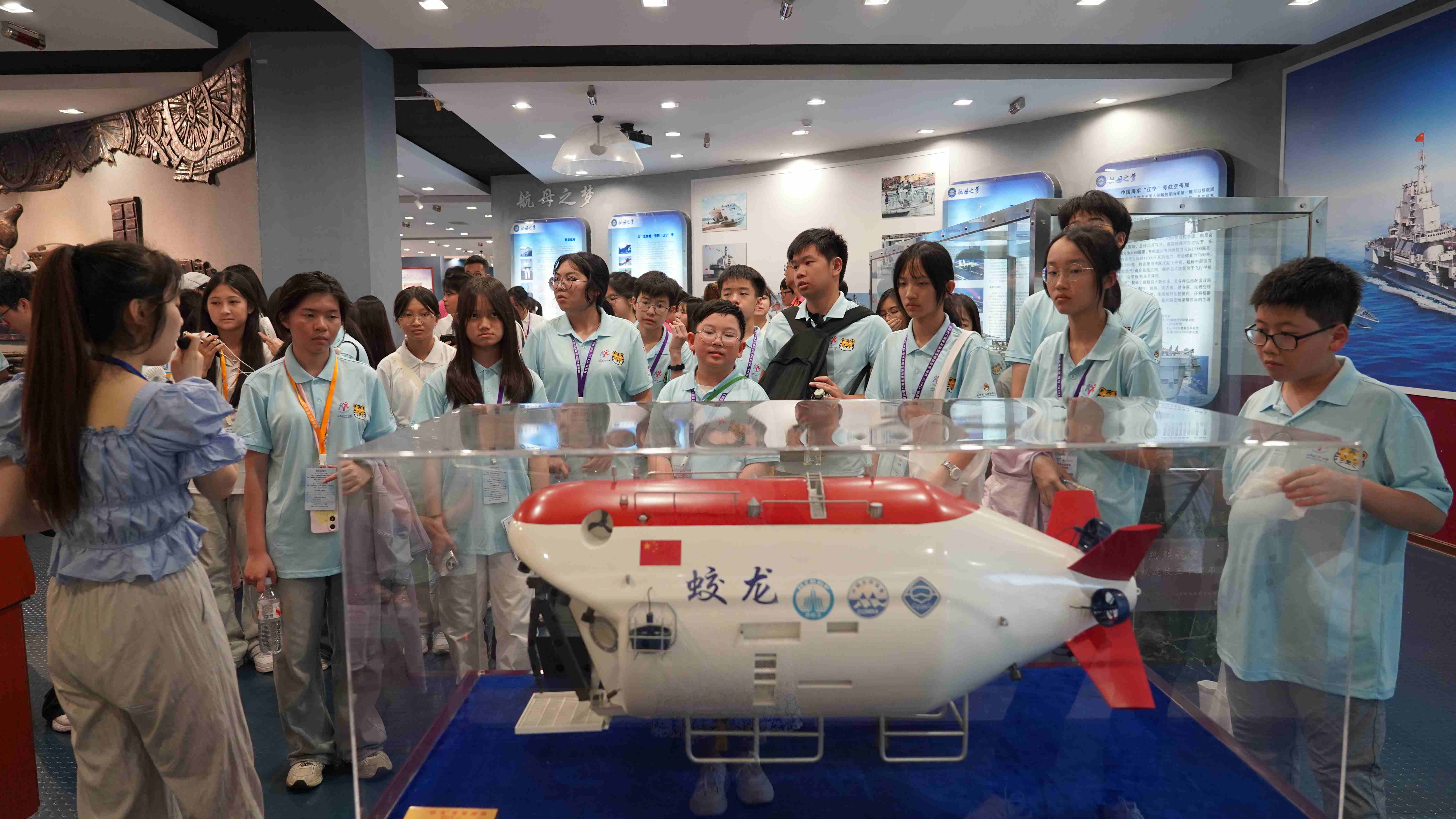 香港青少年走進哈工程感悟哈軍工精神增強家國擔當