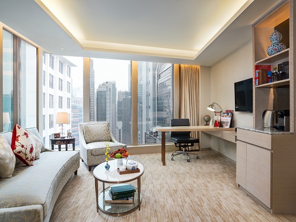 Signature Suite Living room.jpg