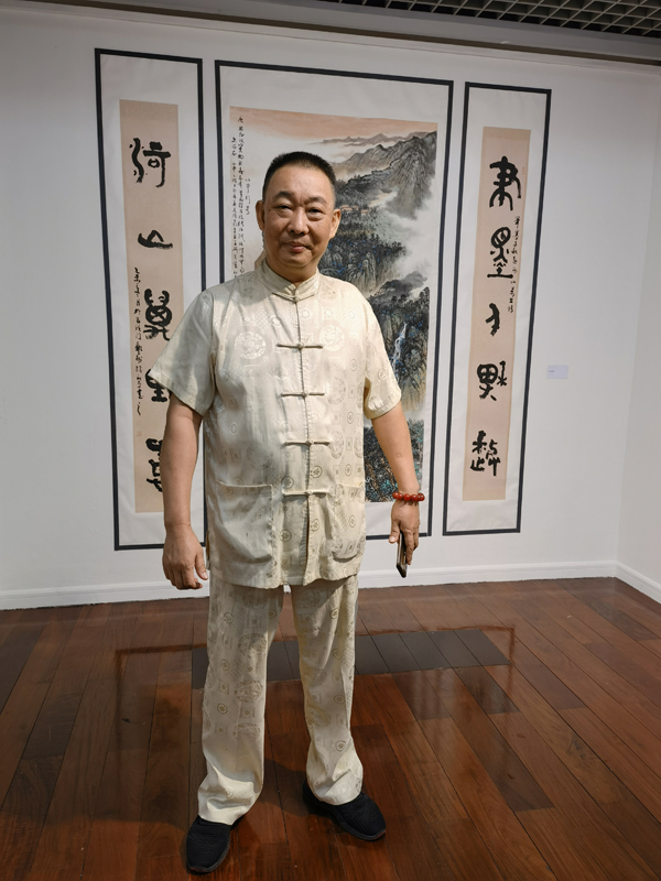 1630460895982472.jpg 圖片二:劉社平.jpg