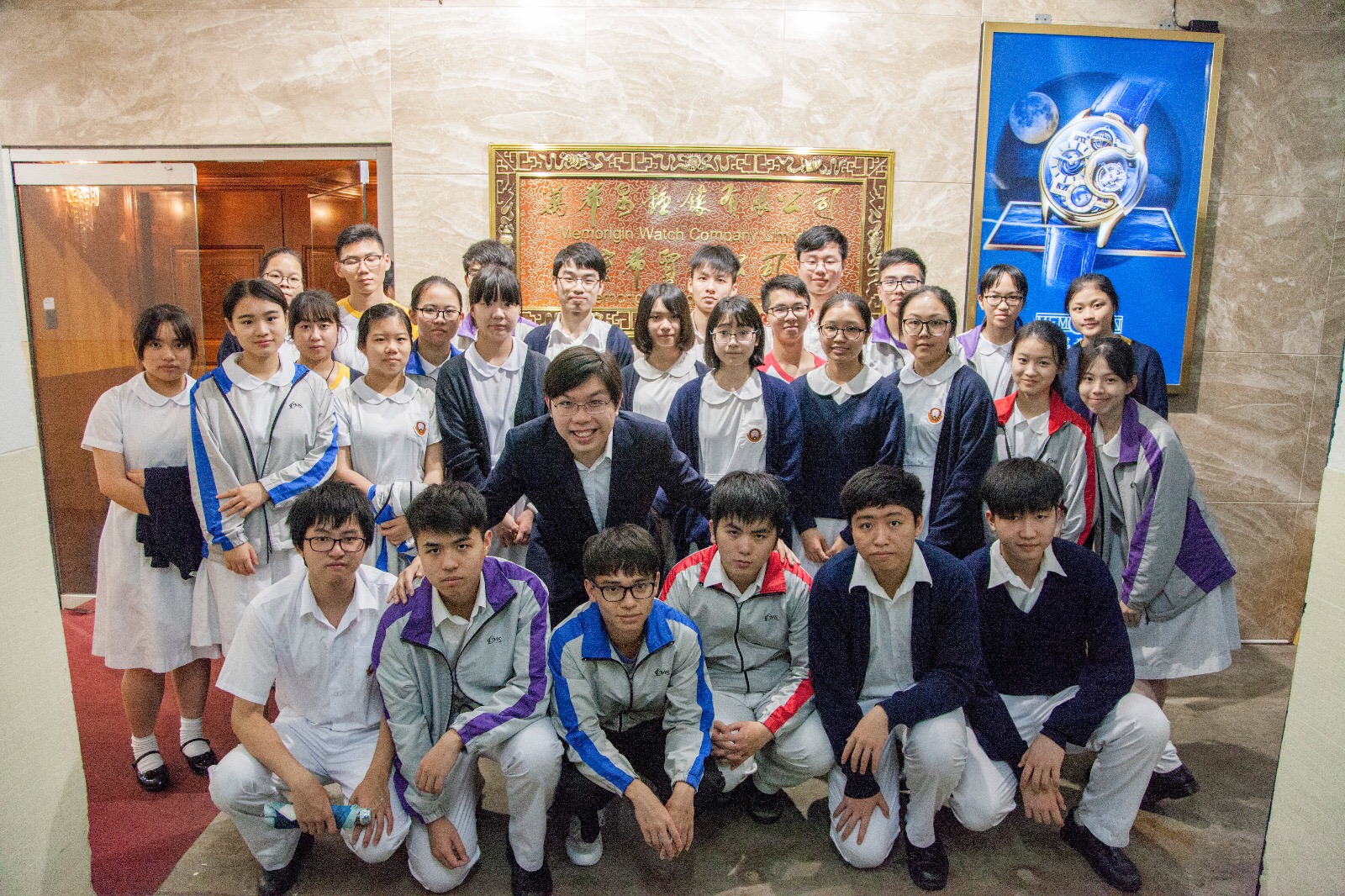 1632816961856510.jpg 1632816961856510.jpg