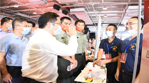 1634306259777586.jpg 招聘會現場.jpg