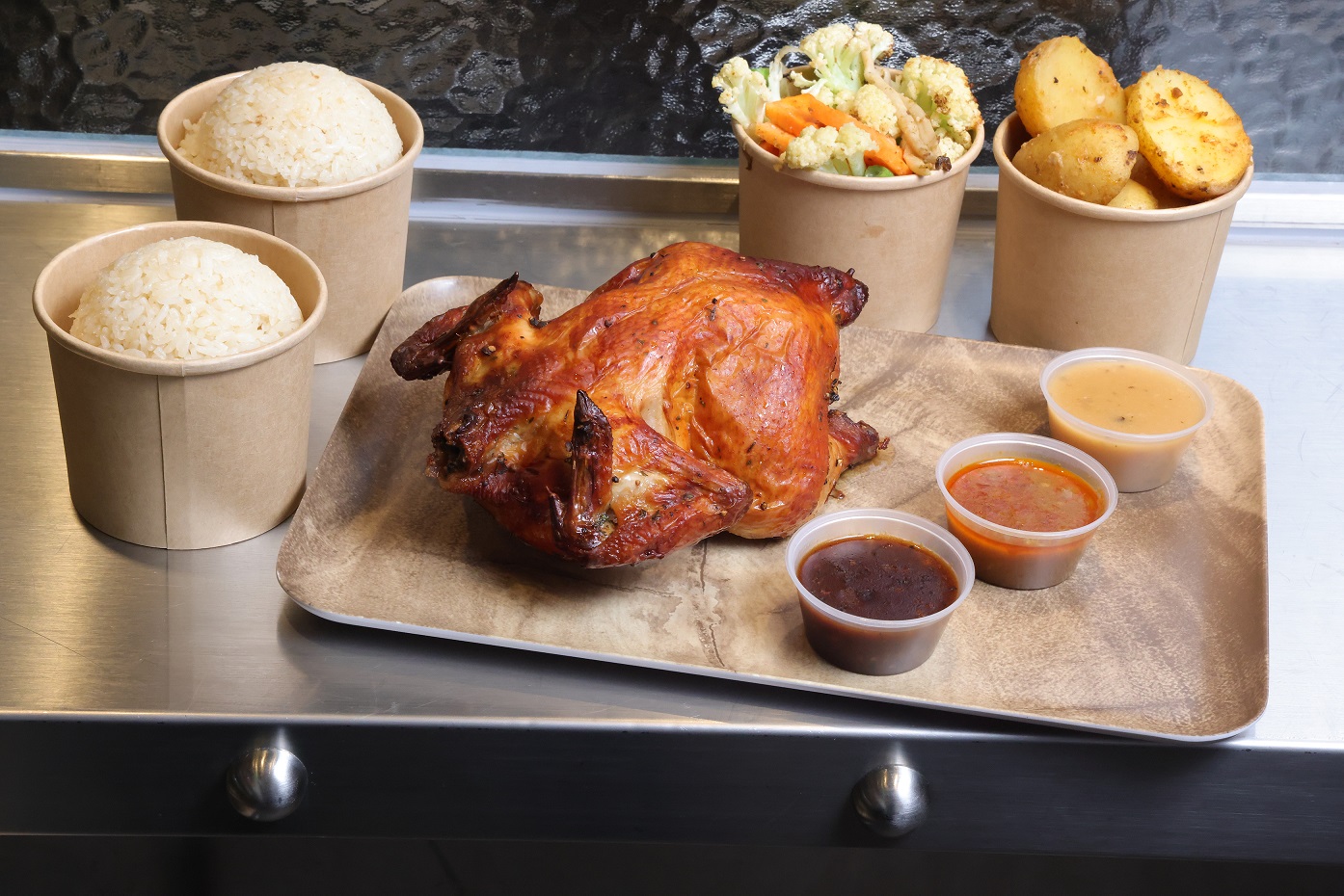 新地旗下荃灣廣場_推餐飲着數齊齊抗疫_Chicken Factory .JPG