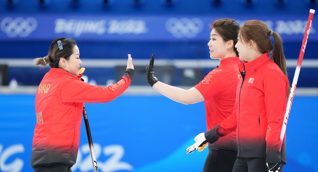 冰壶 中国_副本.jpg