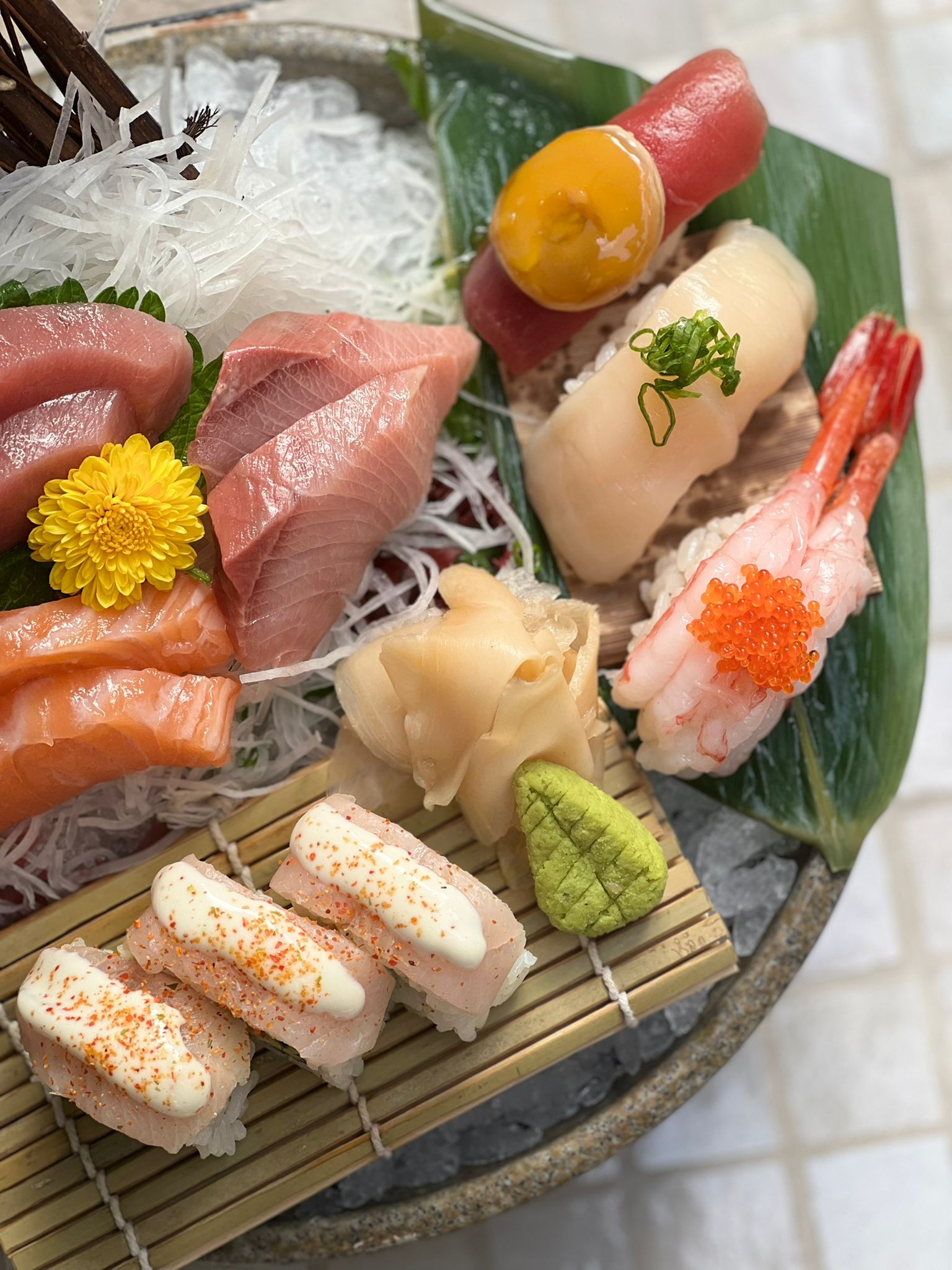 Zoku sushi, sashimi, maki platter 3.jpeg