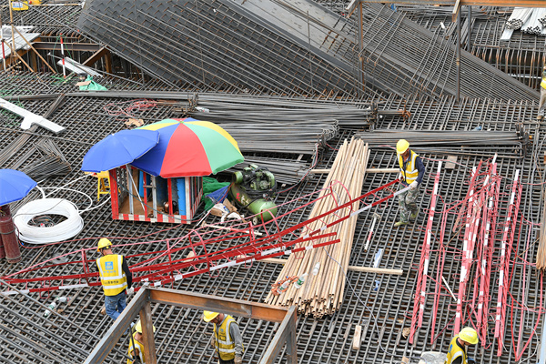 4、惠州市首座全鋼結構橋樑——惠陽半島橋的施工現場 (2).jpg