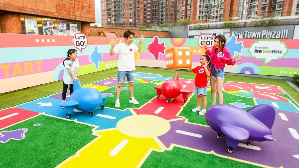 3. 巨型飛行棋競技場@3樓戶外平台 (2).jpg