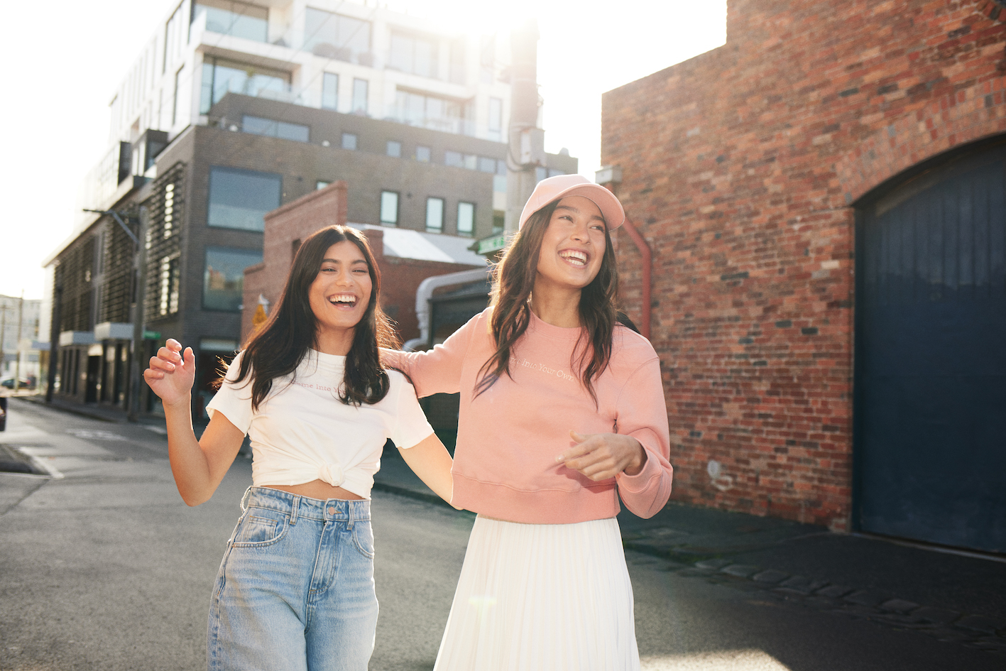 LBAnniversary_LBAnniversary Limited Edition Baseball Cap &LBAnniversary Limited Edition Pullover in Salmon_2.jpg